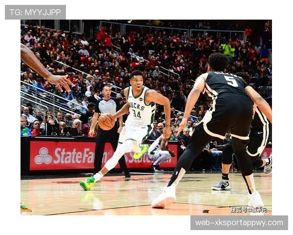 德斯蒙德·班恩三分抢断双重威胁提升球队关键时刻防守效率