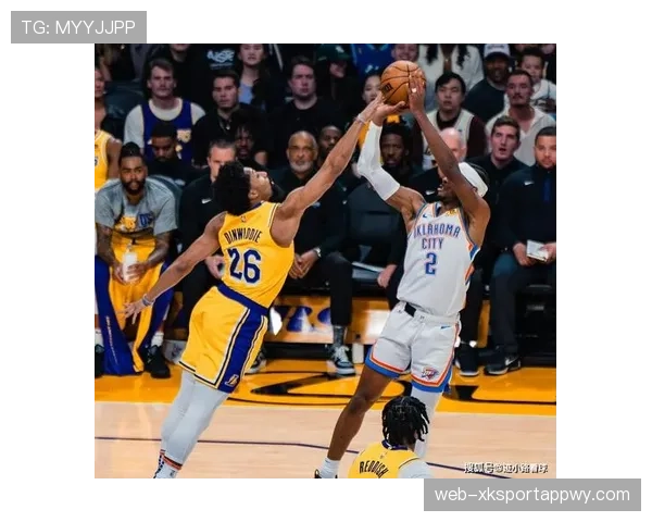 拉塞尔篮下防守主导球队防守效率显著提升